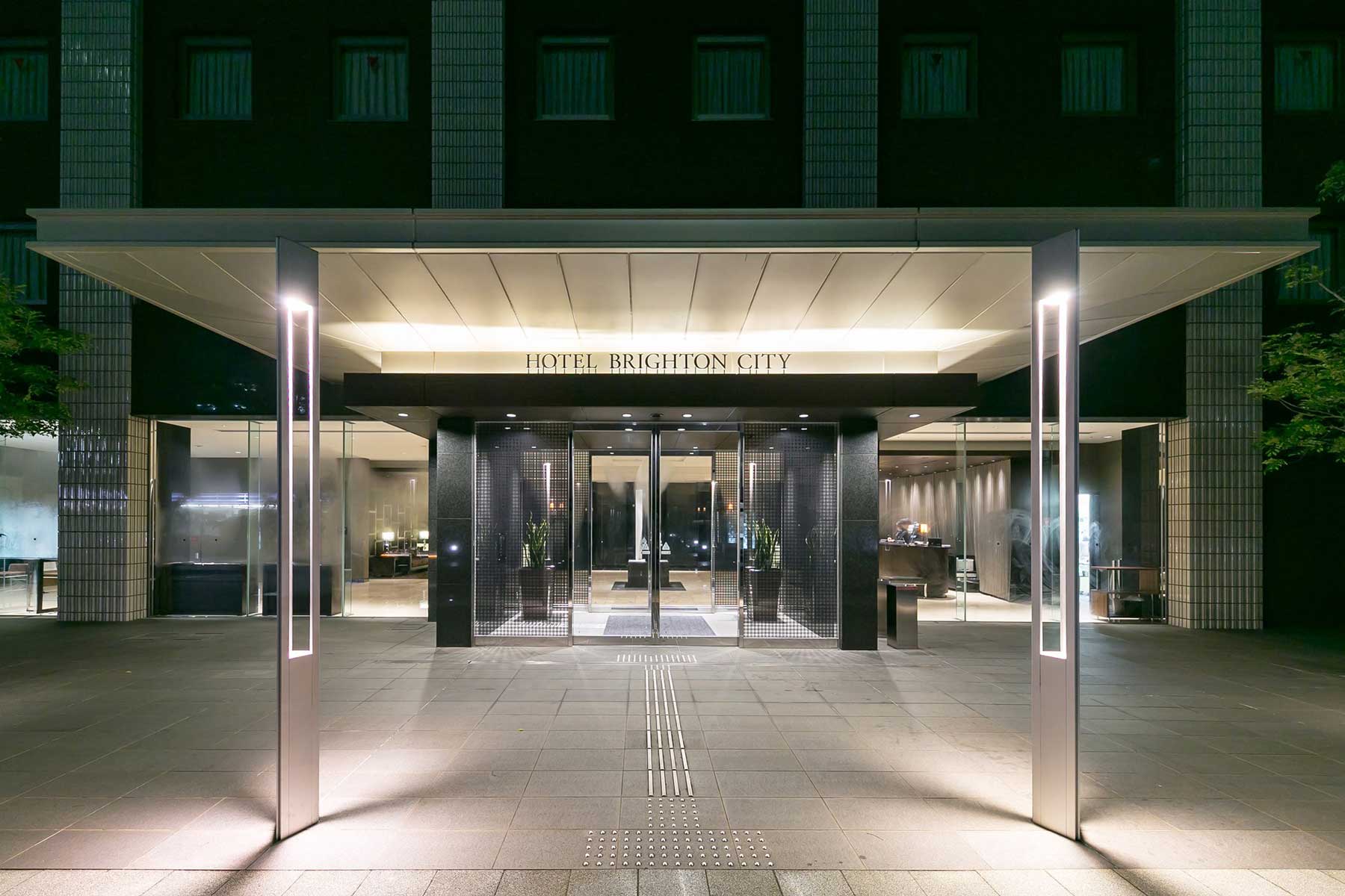Exterior (night)